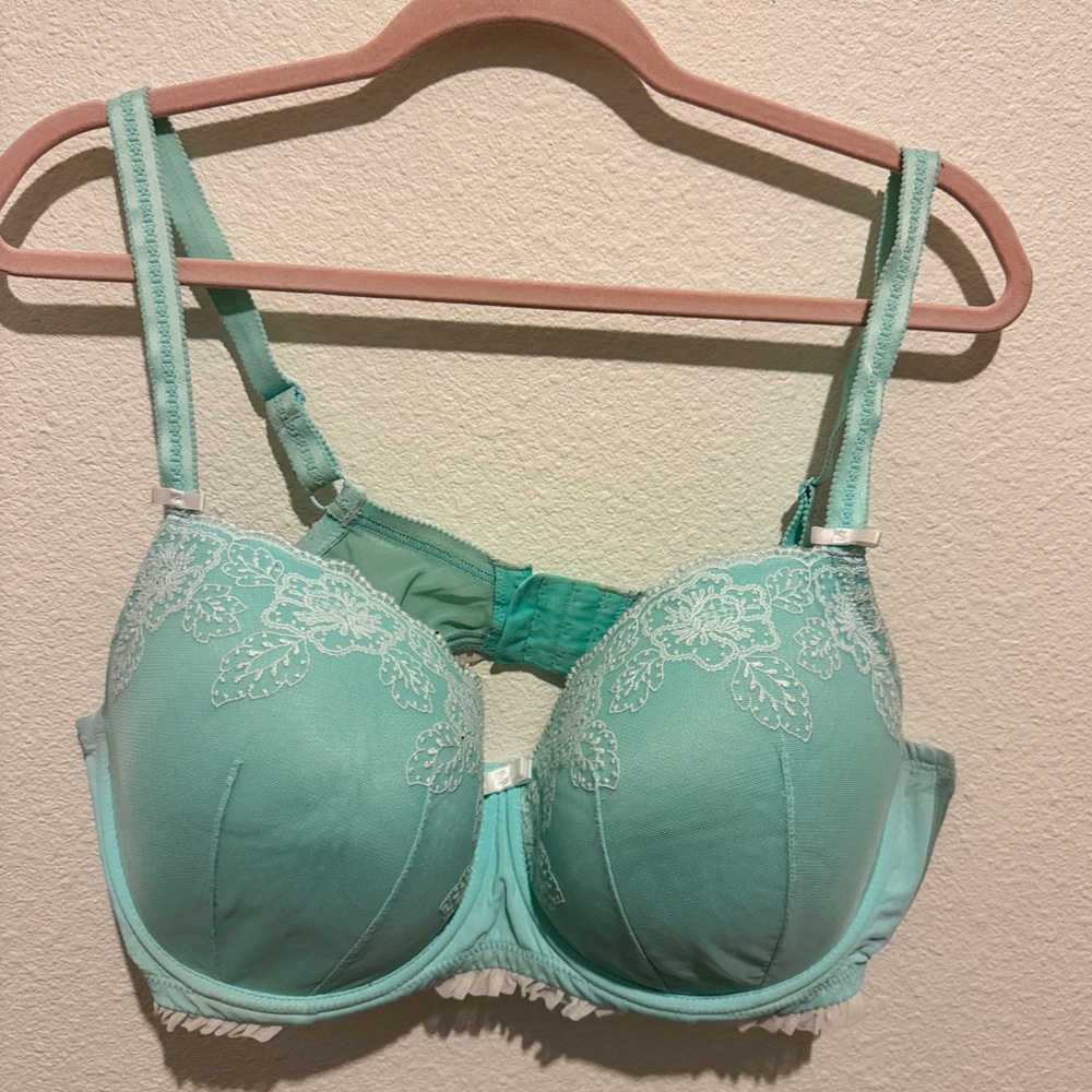 Adore Me Mint Lace Underwire Bra